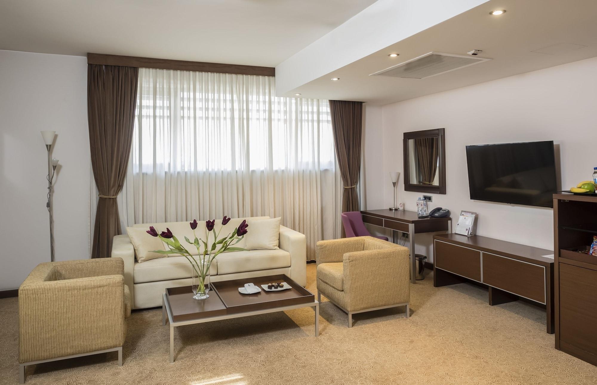 In Hotel Beograd Ngoại thất bức ảnh
