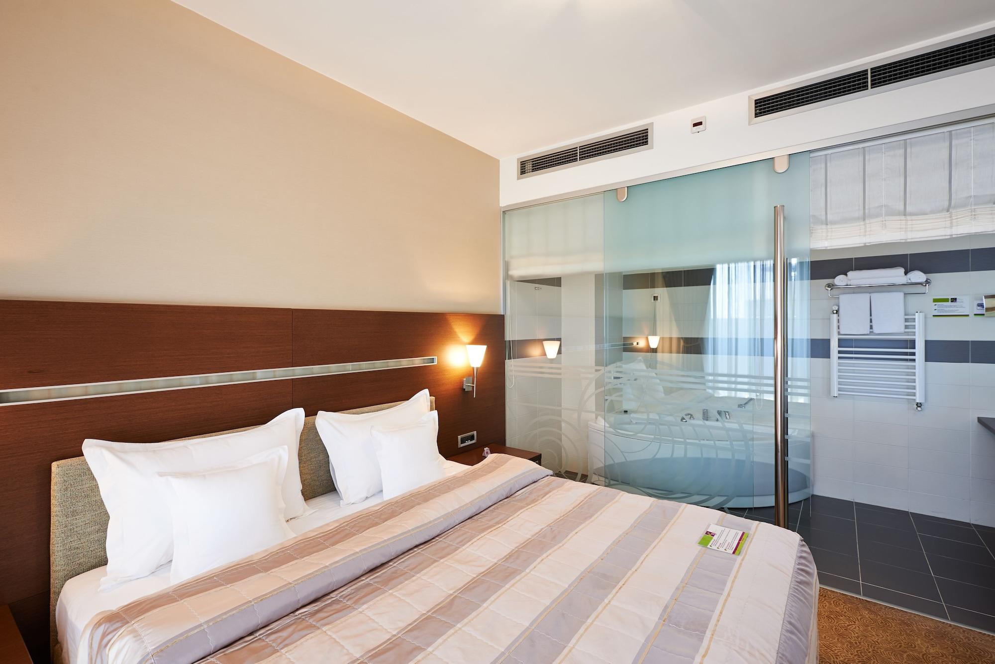 In Hotel Beograd Ngoại thất bức ảnh