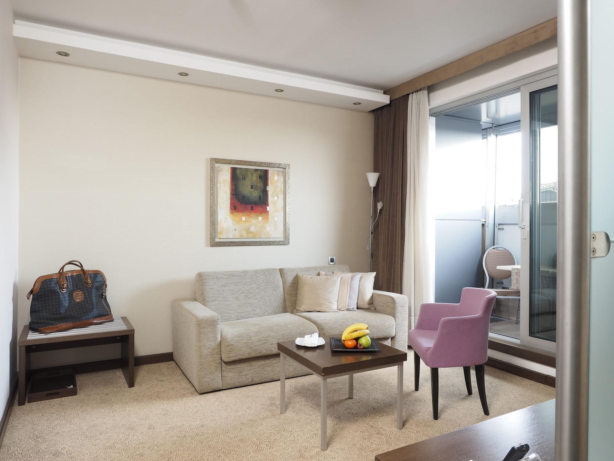 In Hotel Beograd Ngoại thất bức ảnh