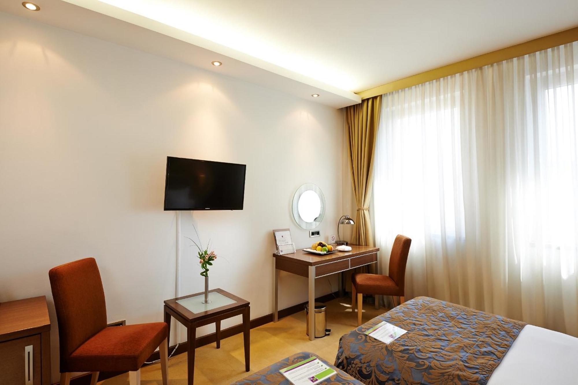 In Hotel Beograd Phòng bức ảnh