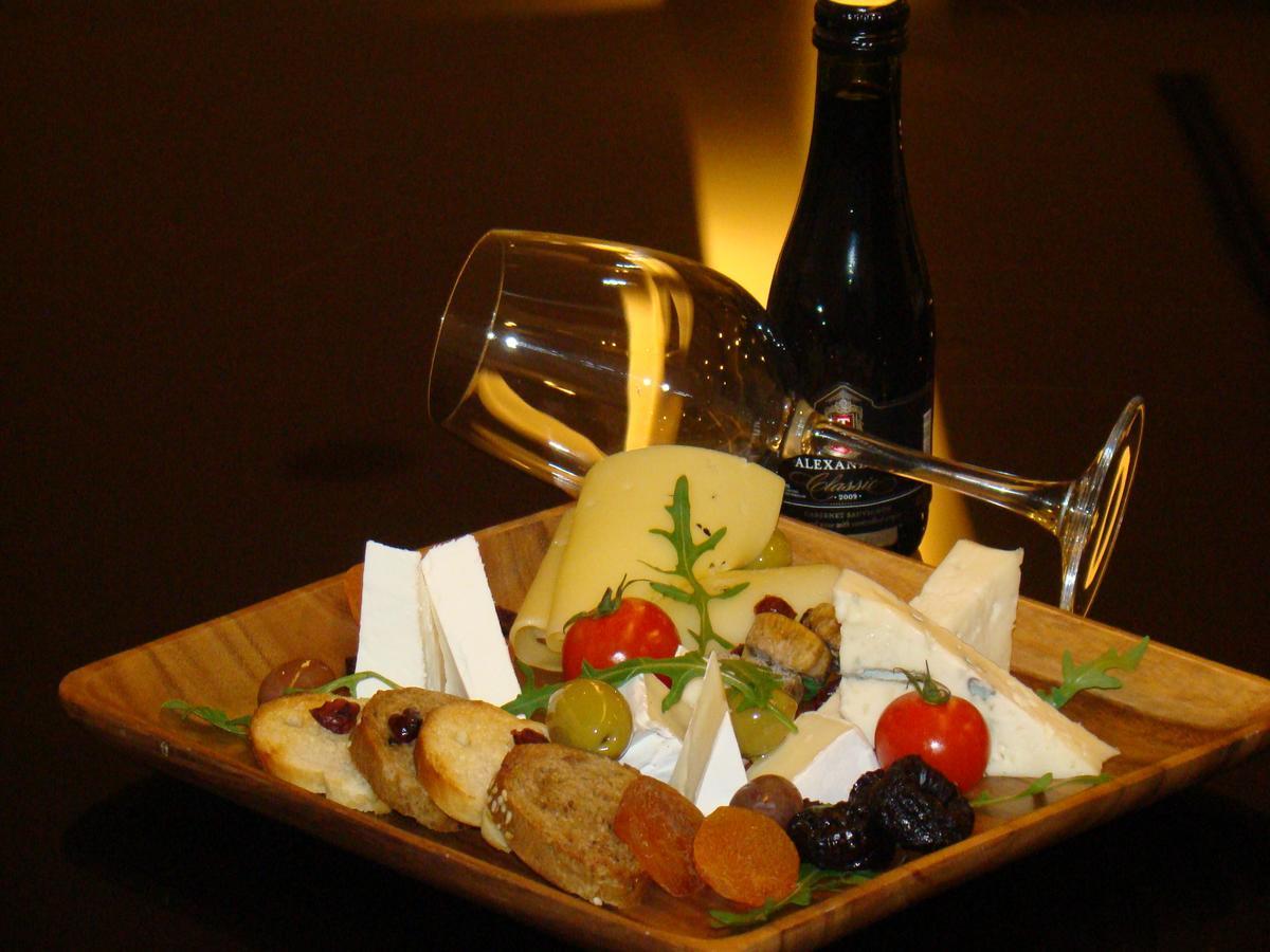 In Hotel Beograd Ngoại thất bức ảnh