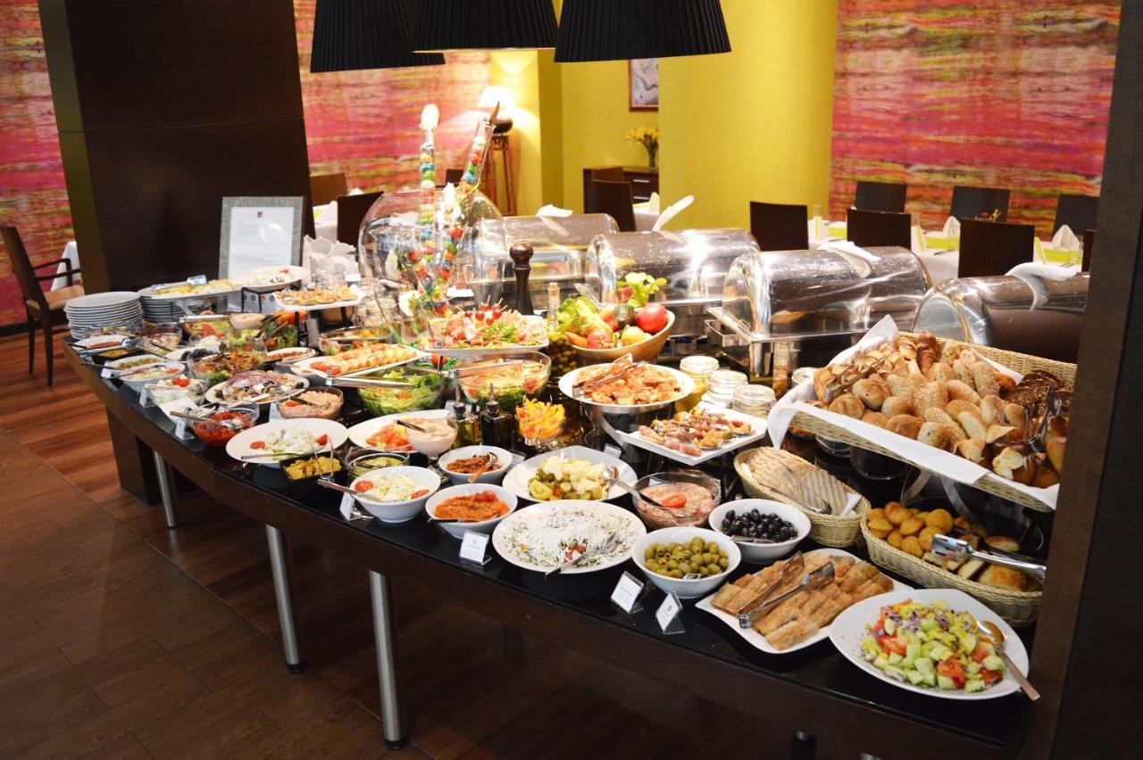 In Hotel Beograd Ngoại thất bức ảnh